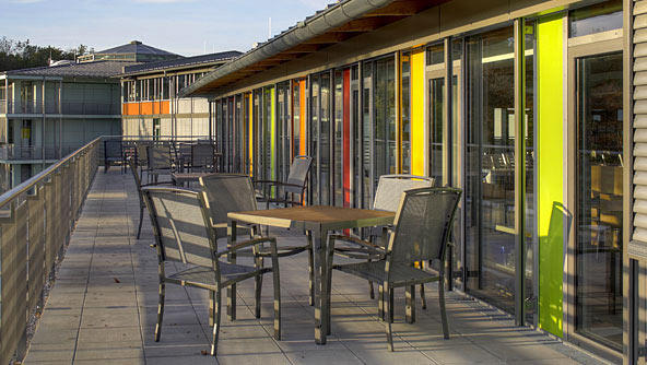 ASAArchitekten_Erweiterung des Schulgebäudes und Neubau einer Dreifachturnhalle der Bavarian International School, Heimhausen